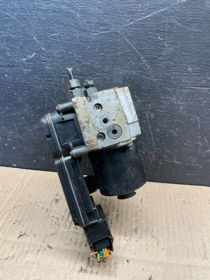 Ford E-150 E150 2005 2006 ABS módulo de bomba de freno antibloqueo r9392 DG Foto 2 de 4