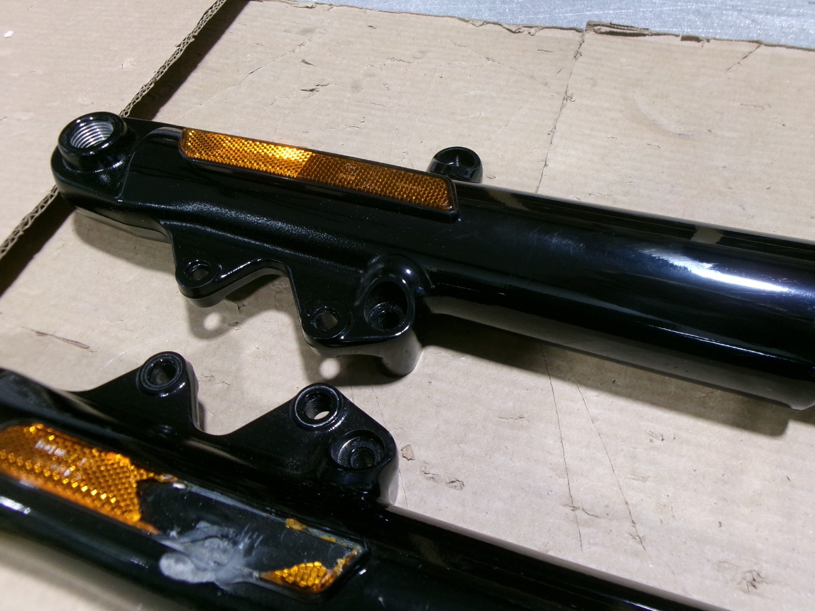 2024-2025 Harley Davidson Helix Road Glide/Street Glide Fork Leg Set, Used