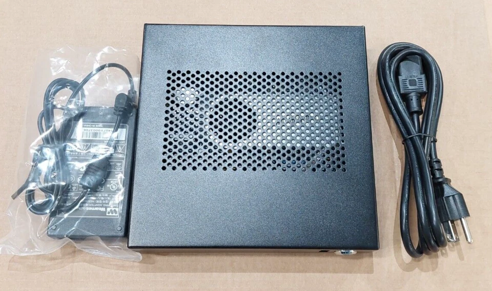 Mini PC with Atom D525 Dual Core 1.8Ghz - 1gb DDR3 RAM, HDMI, RARE Industrial PC Foto 3 de 4