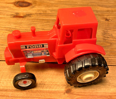 VINTAGE PROCESSED PLASTIC CO PLASTIC FORD TRACTOR