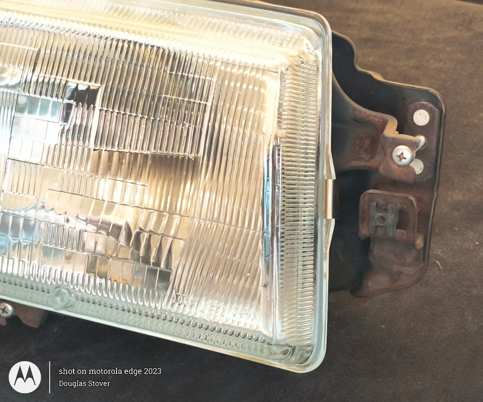 Faro izquierdo lado conductor Subaru GL, GL 10, RX, Loyal 1986 a 1994 Foto 3 de 4