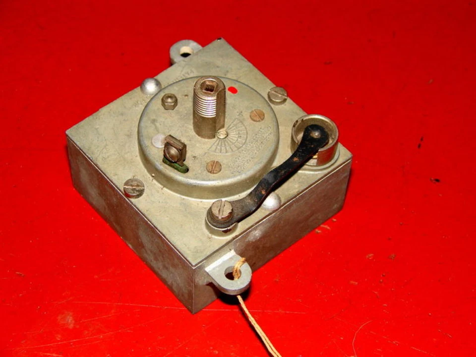 RELOJ AUSTIN SHEERLINE SMITHS 49-55 UC301 Foto 4 de 4