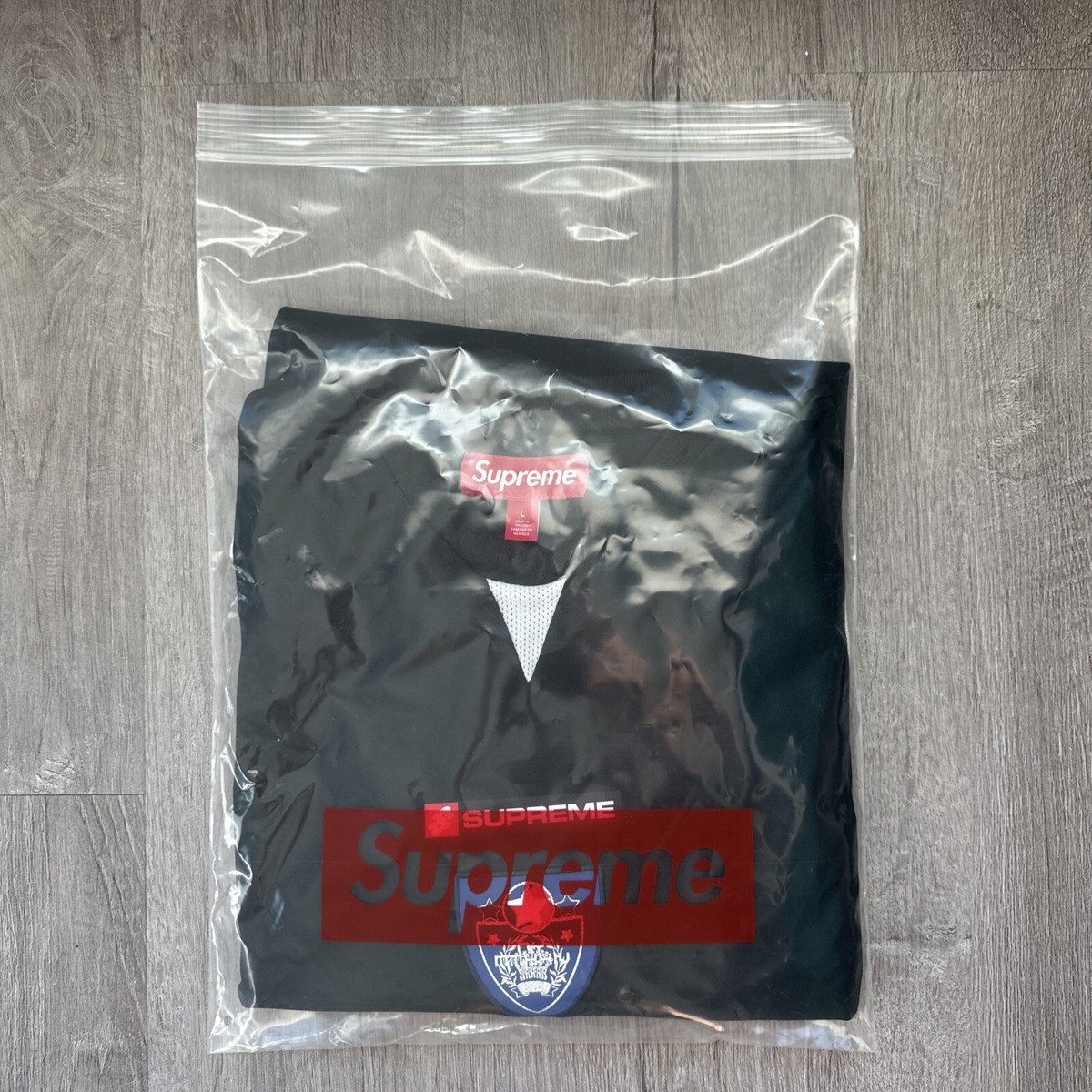 ウェア Supreme 24FW Crest Soccer Jersey BLACK L Supreme Crest Soccer Jersey (FW24) - $98