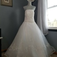 Mori Lee Size 14 Sleeveless Wedding Gown Dress