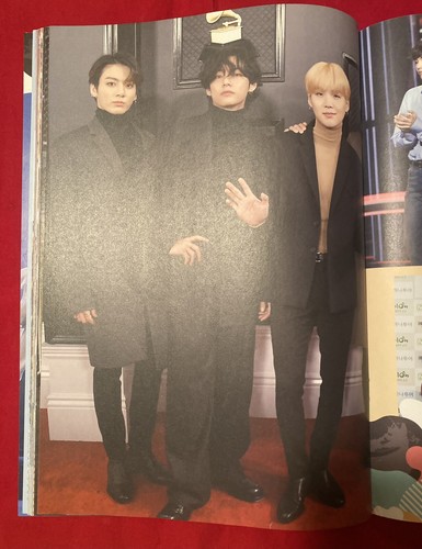BTS K-Pop Supergroup ULTIMATE FANBOOK Magazine 2022 - Picture 8 of 9