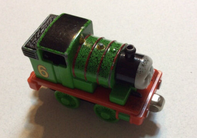 Thomas The Train Engine Percy Magnetic Train 2002 Limited Gullane