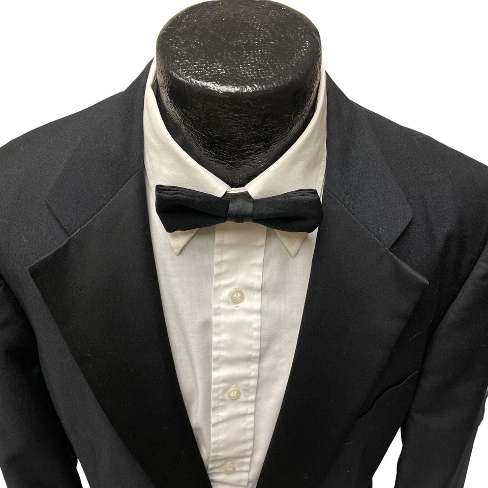 Abrigo Deportivo TUX Negro Chaps EE. UU. SATINADO Solapa Chaqueta Lana Esmoquin PROM Blazer Foto 2 de 4