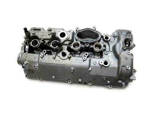 Original BMW G11 G12 750i G30 M8 F90 F91 F92 Zylinderkopfhaube 8601704