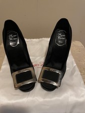 Roger Vivier Black Satin Shoes   size 35 