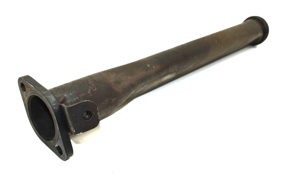 2017-2023 Chevrolet Silverado 2500HD OEM 6.6L Diesel Water Pump Outlet Pipe Hose - Image 2 of 4