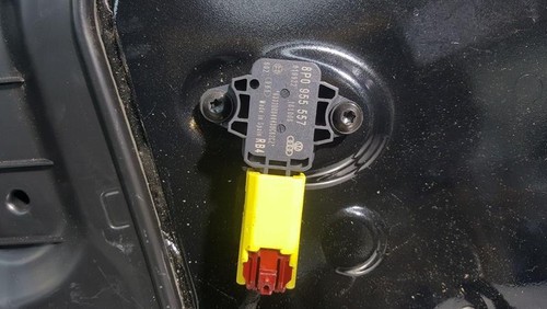 AUDI TT MK2 2007-2014 FRONT LEFT PASSENGER DOOR IN BLACK - Picture 16 of 18