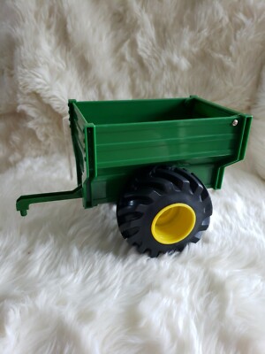 John Deere Monster Treads Green Farm Wagon Tractor Hook Up Bouncy Tires Tomy Toy