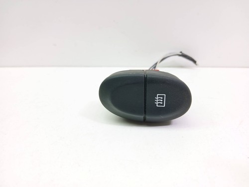 Renault Megane I 1997 Schalter Scheibenheizung 841243B UST116715