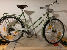 Altes Triumph Damen-Sportrad aus dem Jahr 1953 mit Historie, 3 Gang Kettenschalt