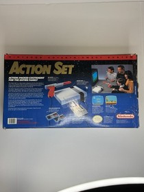 Nintendo NES Action Set Consola Paquete con Caja, Zappers, Extras - LEER