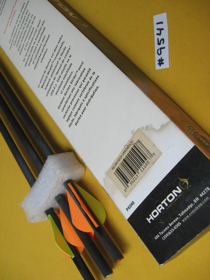 Horton Crossbow 6 Carbon 17" Recon/Vision Arrows w/Flat Nocks & 2" Blazer Vanes - Image 3 of 4