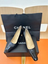 Chanel Classic Pumps Coco Mark Patent Calfskin Black Women's Size EU35.5/US5.5