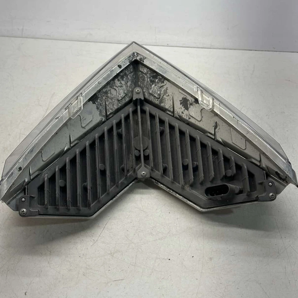 Conjunto de faros, LED - 2018 POLARIS PRO S 800 SWITCHBACK Foto 3 de 4