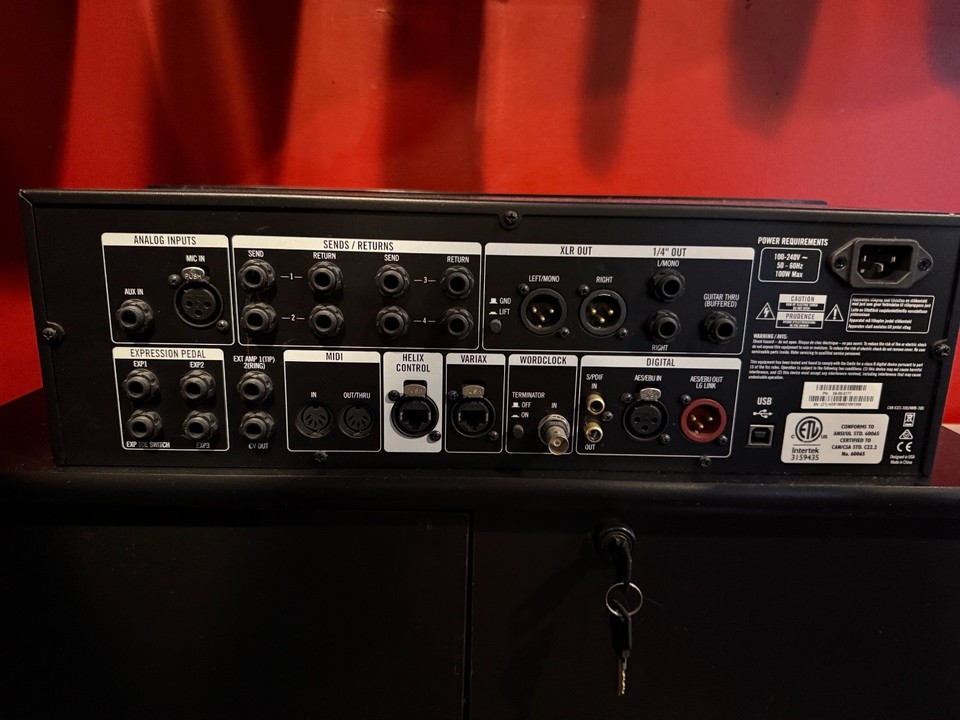 Line 6 - Helix Rack - Multi-Effects Rack Processor & Helix Foot Control ...