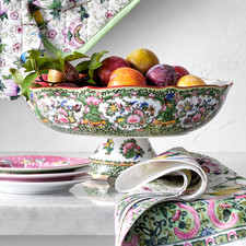 Williams sonoma Famille Rose Porcelain Fruit Bowl