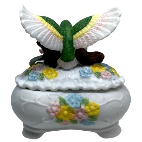 Vintage Ceramic Bisque Heart Trinket Box 3D Hummingbird & Flowers Roses Floral - Picture 3 of 8