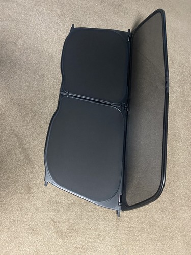 GREAT CONDITION 2011-2016 GENUINE VW GOLF MK6 GTI CONVERTIBLE WIND DEFLECTOR BAG - Picture 4 of 13