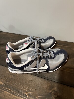 Nike Oceania Womens Running Shoes Size 9.5