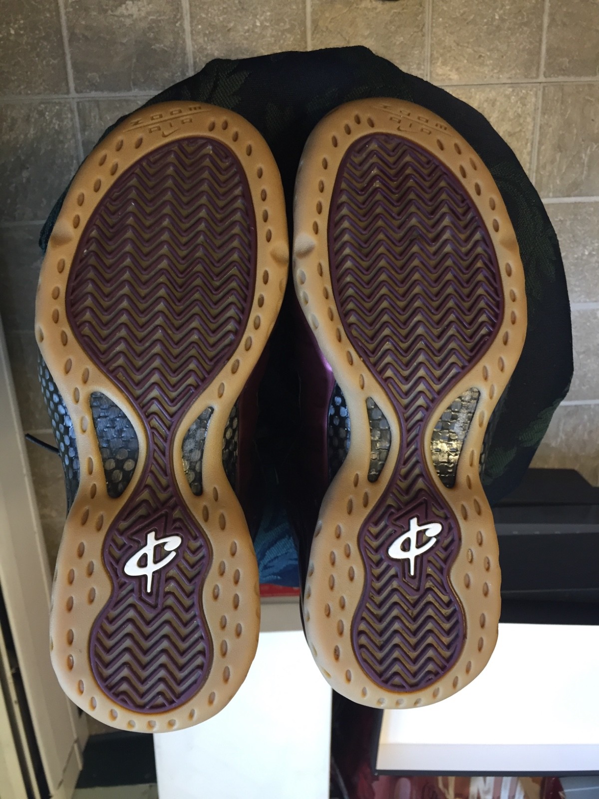 NIB foamposite PB&jelly/ 8 maroon size 8 PB&jelly/ fa9b9a NIB foamposite PB&jelly/ 8 maroon size 8 PB&jelly/ fa9b9a