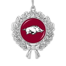 Arkansas Razorbacks Silver Wreath Metal Christmas Ornament Gift Decoration