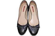 PRADA BLACK Leather Logo Bow Detail Pump Low Heel Shoes 38