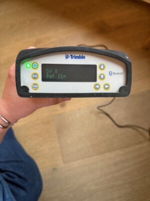 Netr5 Trimble NetR5 Reference Station - good used condition, up to date 48.01 ...