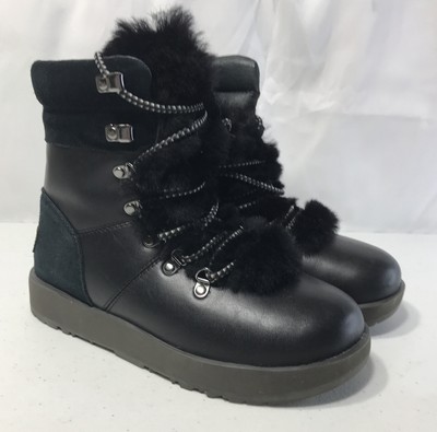 ugg viki black