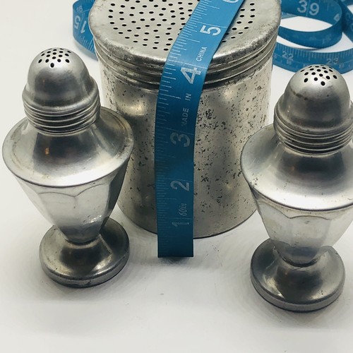 Vintage Aluminum Salt and Pepper Shaker Set 3pc Art Deco Silver Tone Screw Top - Picture 9 of 12