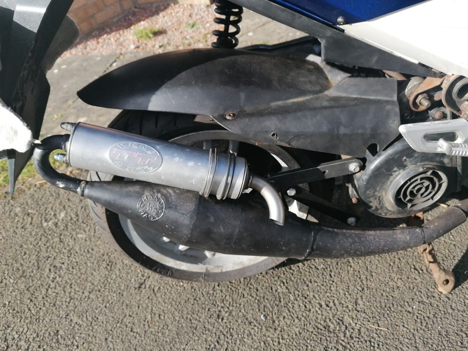 Picture 14 of 24