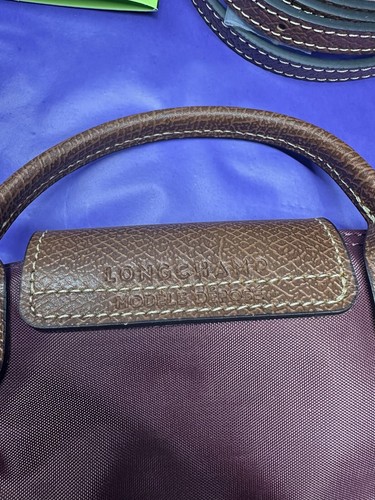 LONGCHAMP, Le pliage Mini Bag Pouch In beautiful bordeaux / burgundy with strap. - Picture 4 of 4