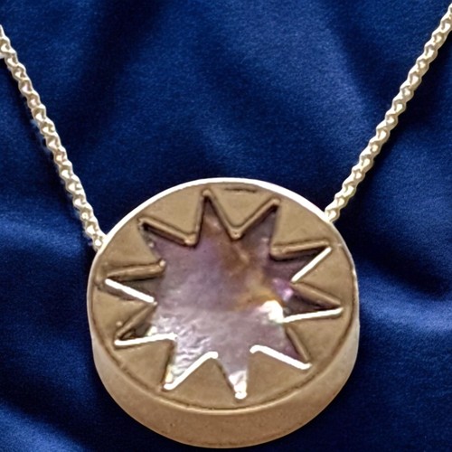 Necklece House of Harlow 1960 Mini Sunburst Pendant 14K Gold Plated 16-18" BNew - Picture 2 of 8