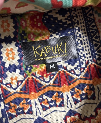 Kabuki Tri Fi Mütze / Cap Floral Vintage Style mit Verzierungen & Quasten - Bild 12 von 14