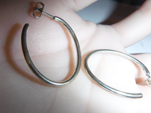 Estate James Avery Retired Sterling 925 Oval Hoop 2 m/m Earrings - 第 4/6 張圖片