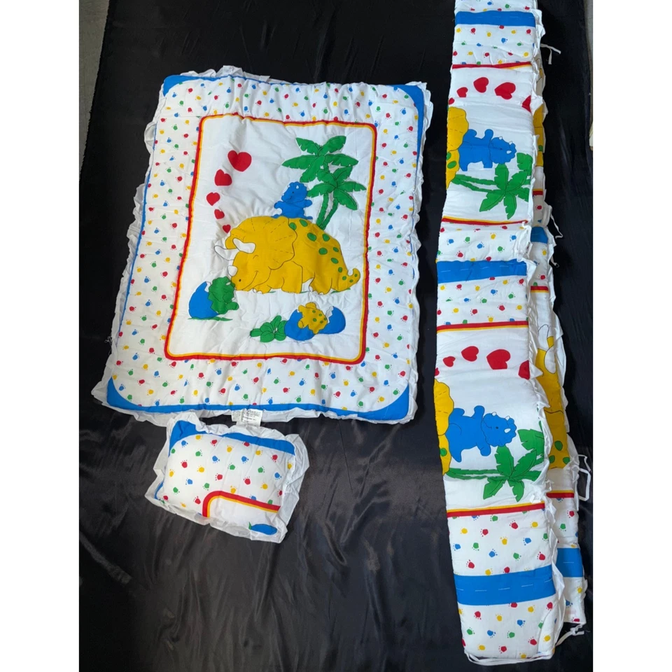 Juego de cama de bebé dinosaurio vintage de los 90 - manta y almohada NOS Foto 2 de 4