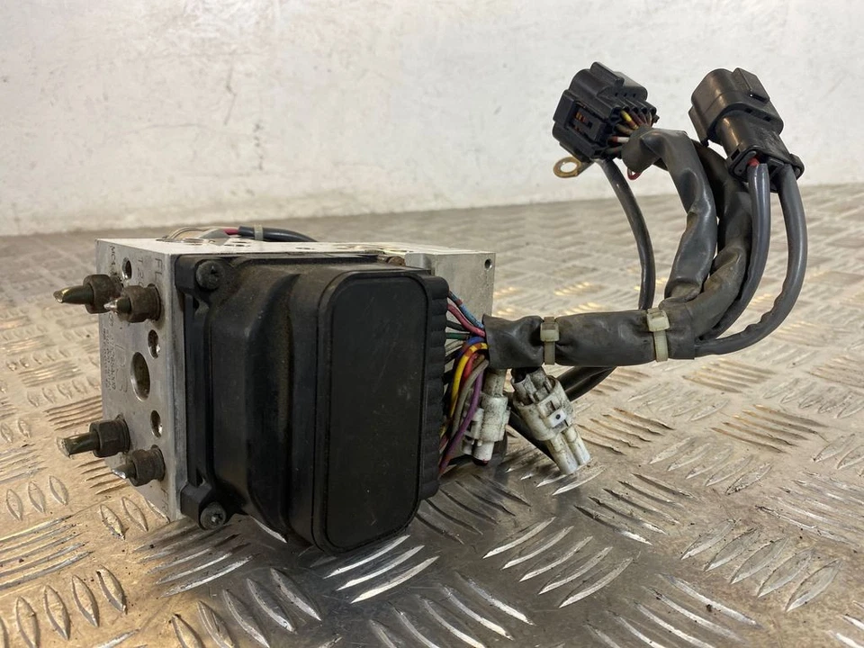 Bomba ABS 27536SA000 DRK13440 Subaru Forester SG 2007 Foto 2 de 4