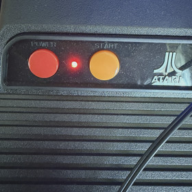 Atari Flashback 6 Classic Game Console 100 Built-In Games with Wireless Controls