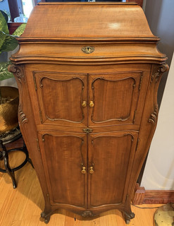 Victrola American Walnut VE XVIII Electrola 1916 very rare