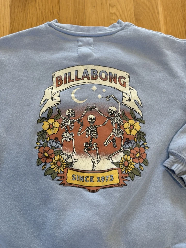 Billabong Women's Small Blue Crewneck Sweatshirt  Floral & Skeleton Graphic   - Image 3 of 4