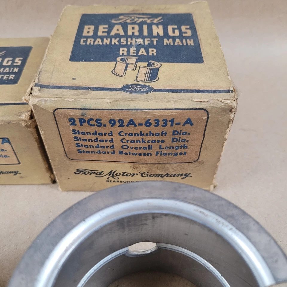 Nuevo NOS 1940 Ford V8 60 HP rodamientos principales estándar 92A-6331-A 92A-6333-A Foto 2 de 4