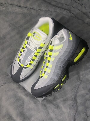Nike Air Max 95 OG 2020 - Neon UK 7 / US 8 | eBay Nike Air Max 95 OG 2020 - Neon UK 7 / US 8 | eBay