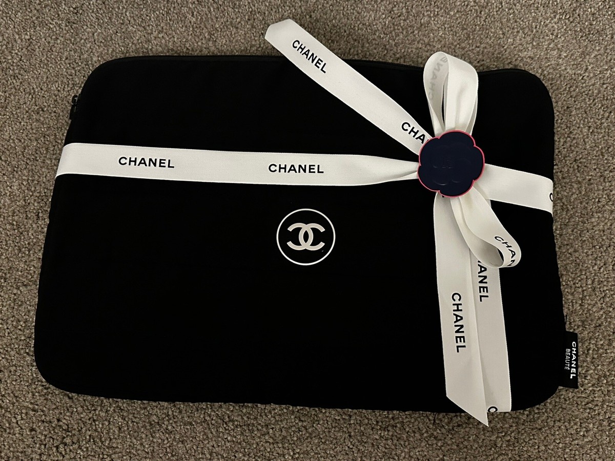 CHANEL Beauteノベルティバッグ CHANEL BEAUTE Novelty Tote Bag Bucket Shape N°1 DE White Camelia