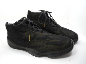 air jordan future black metallic gold