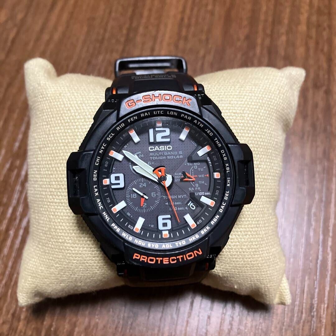 Casio G-Shock GW-4000-1AJF GRAVITYMASTER Black Solar-Powered Watch