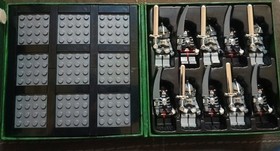 LEGO Castle Tic Tac Toe 852132 Limited Edition Retired 10pc Set 6+ Box