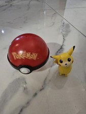 Pokemonball Sweet Container 2000 mit Einer Pikachu Figur